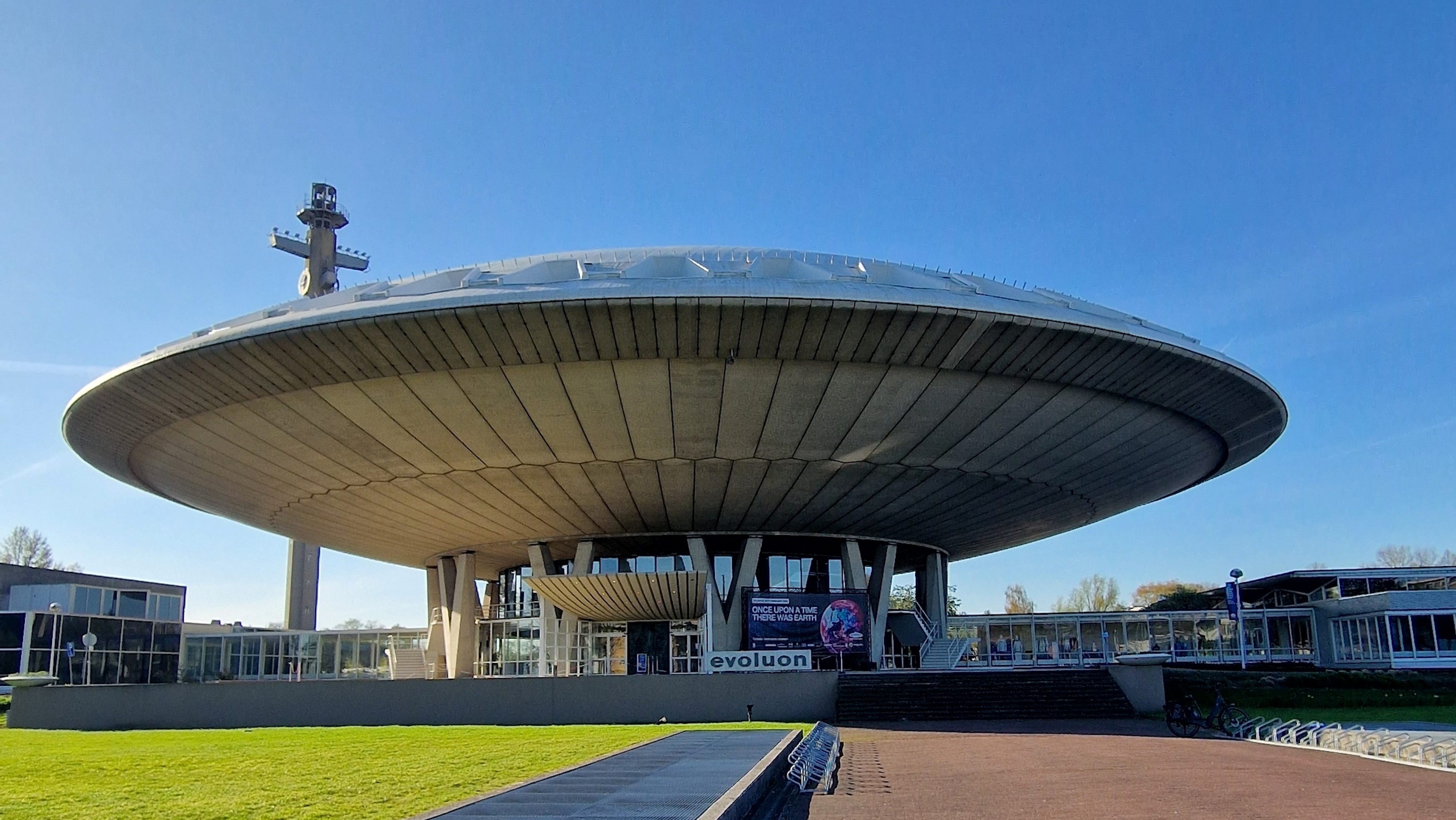 Next Nature / Evoluon